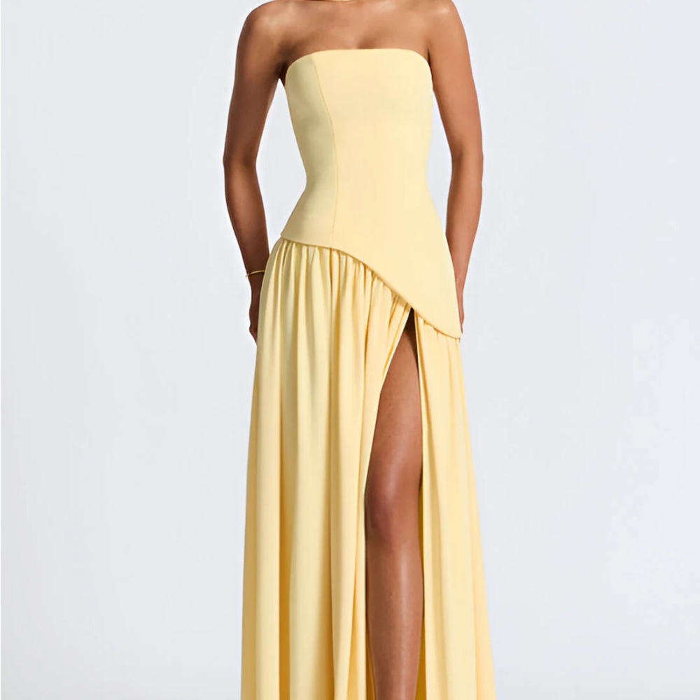 Chic Strapless Yellow Maxi Dress